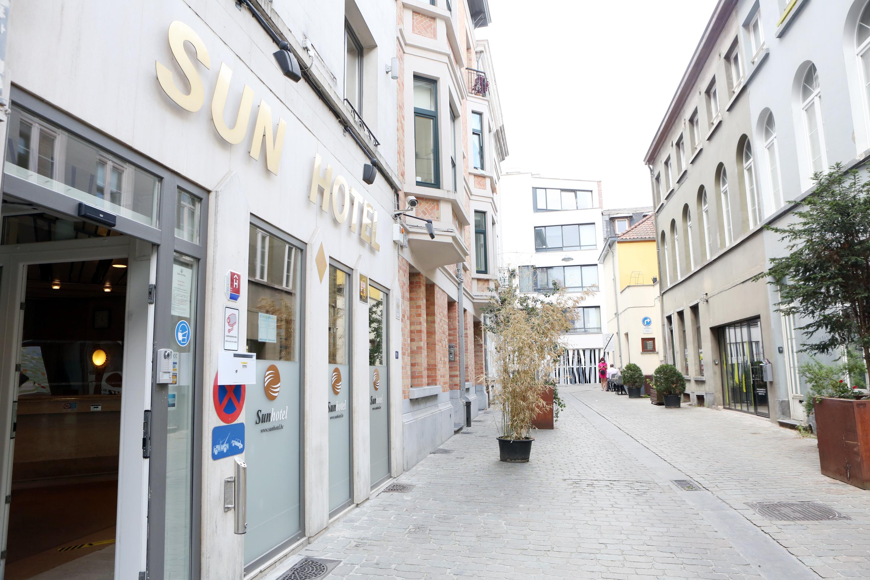 선 호텔 Saint-Gilles 외부 사진